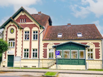 zeigt Ansicht eines Gründerzeitgebäudes