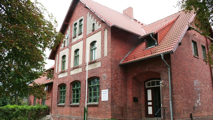 zeigt Gebäude Ernst-Thälmann-Str. 31